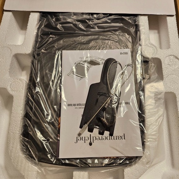 Pampered Chef Deluxe Grill & Griddle - Silver and Black brand new boxed - Picture 4 of 5